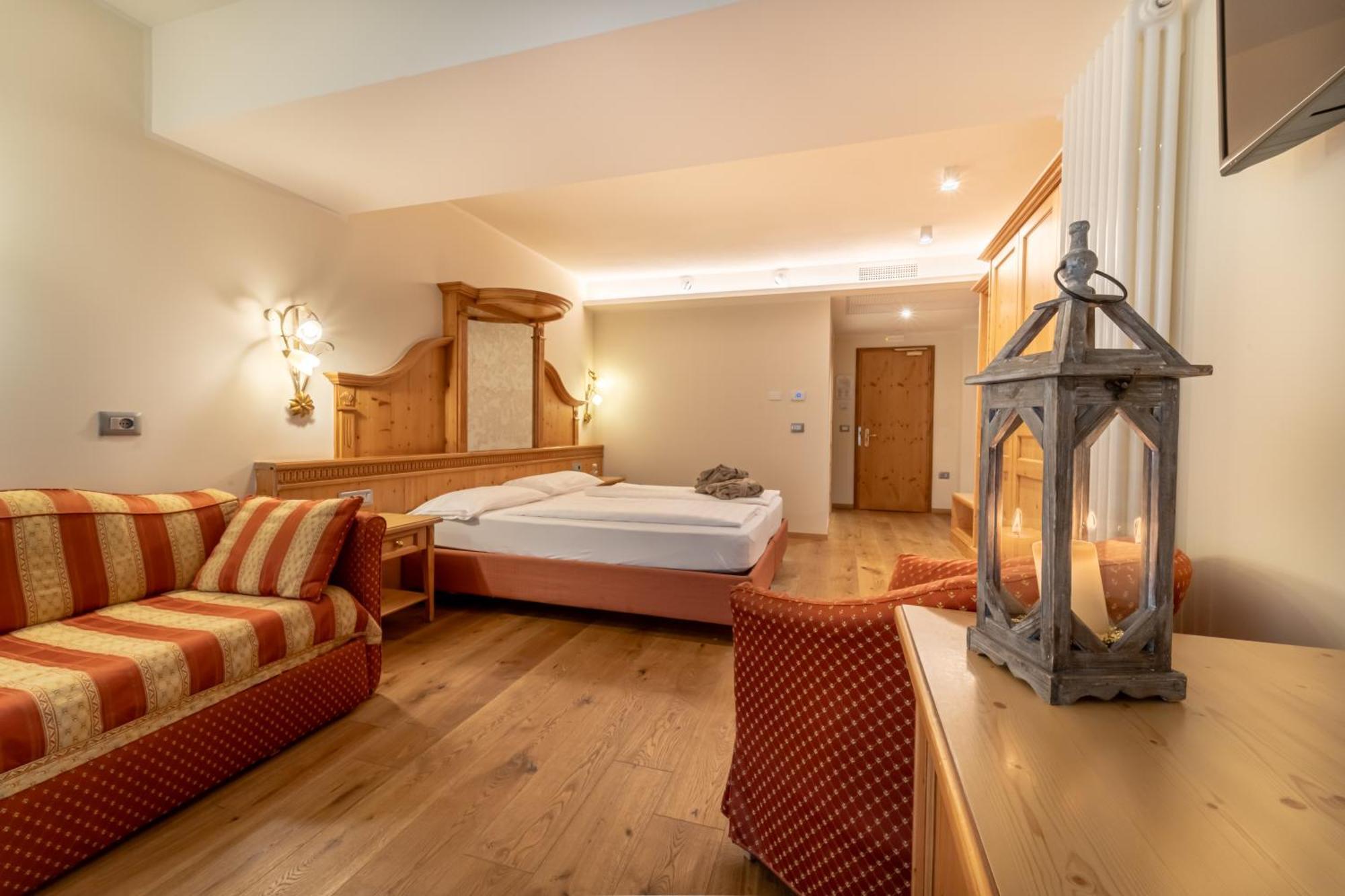 Active Hotel Monte Giner Mezzana  Zimmer foto