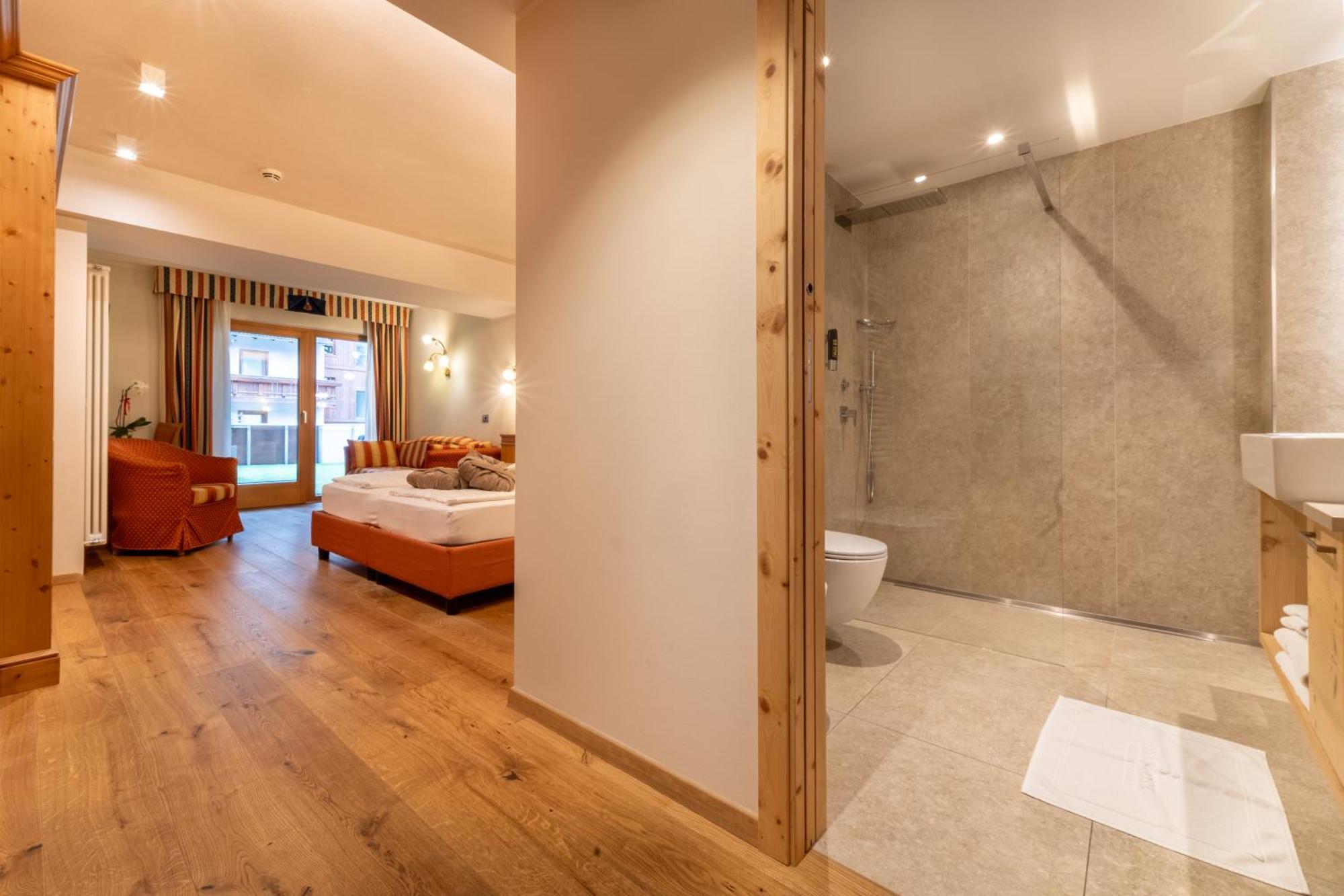 Active Hotel Monte Giner Mezzana  Zimmer foto